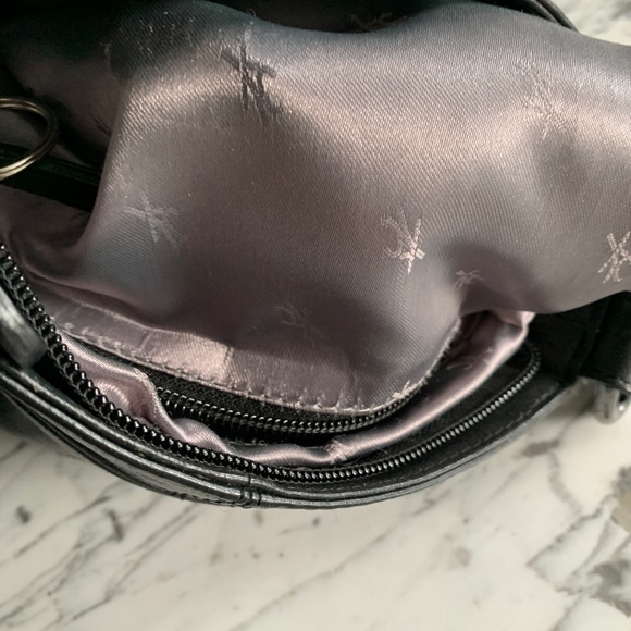 Kenneth Cole Black Bag - Picture 11 of 13